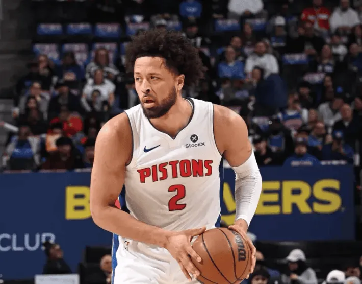 开云官网-坎宁安本赛季36次10+助攻,后卫第一&联盟第二仅次于约基奇